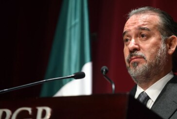 Le procureur général du Mexique Raul Cervantes démissionne !