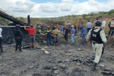 Mexique: les proches des dix mineurs piégés sous terre perdent espoir !